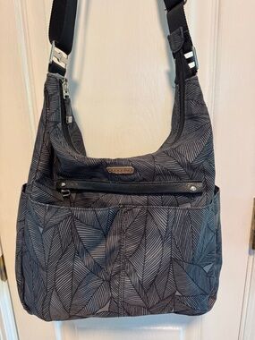 Baggallini Black and Gray Leaf-Pattern Shoulder Bag